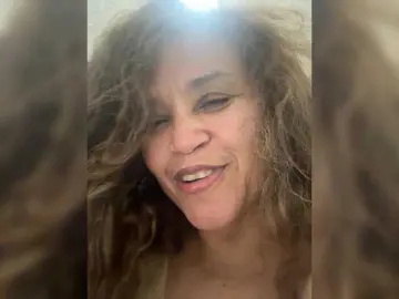 Candela-lat  live sex cam