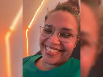 Candela-lat  live sex cam