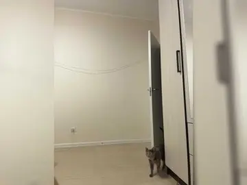 Crystal1-1  live sex cam