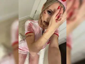 Crystal1-1  live sex cam