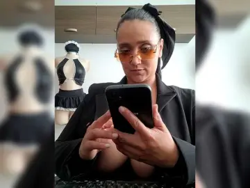 Emeraldgem  live sex cam
