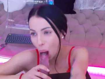 KyaraVale  live sex cam