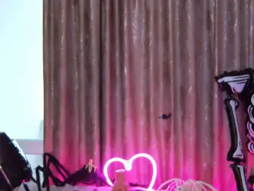 KyaraVale  live sex cam