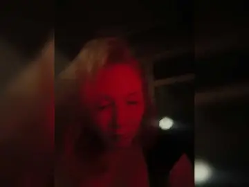 Lesia-1  live sex cam