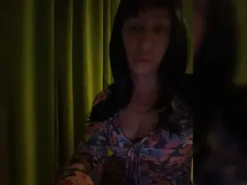 Lianae  live sex cam