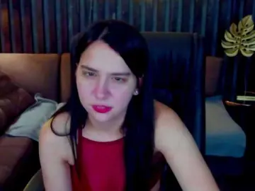 Livia-Shy  live sex cam