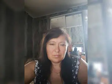 Luciana3  live sex cam