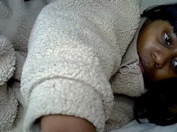 MDIVAH  live sex cam