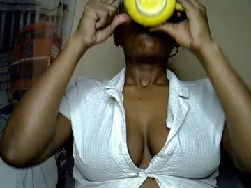 MDIVAH  live sex cam