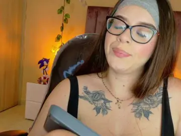 Wanda-Olsenn  live sex cam