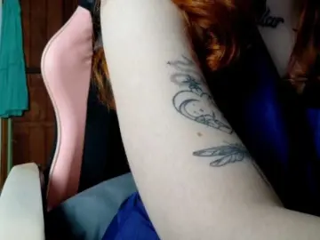 Astridbourbon  live sex cam