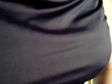 Astridbourbon  live sex cam
