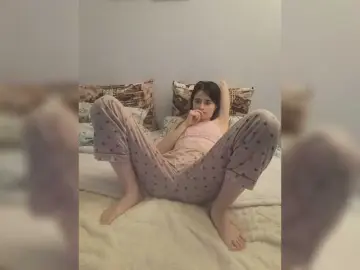 Bonniewoods  live sex cam