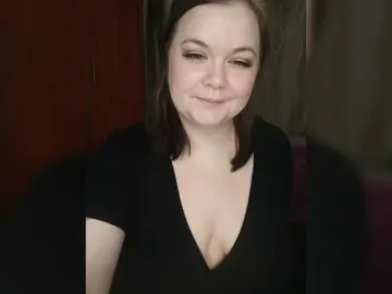 Cutecheeks  live sex cam