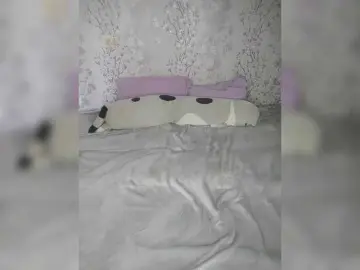 Cutecheeks  live sex cam