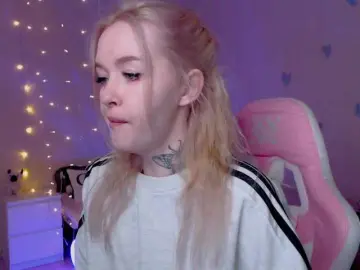 NaughtyMable  live sex cam