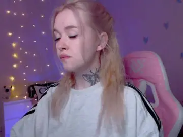 NaughtyMable  live sex cam