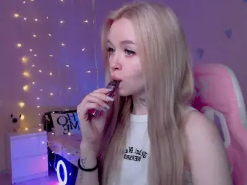 NaughtyMable  live sex cam