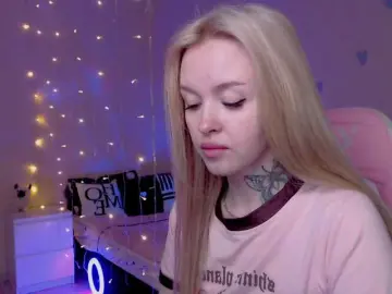 NaughtyMable  live sex cam