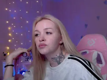 NaughtyMable  live sex cam