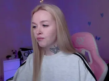 NaughtyMable  live sex cam