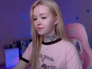 NaughtyMable  live sex cam