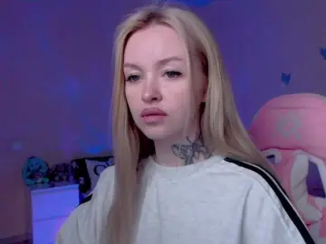 NaughtyMable  live sex cam