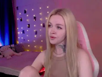 NaughtyMable  live sex cam
