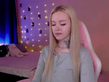 NaughtyMable  live sex cam