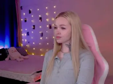 NaughtyMable  live sex cam
