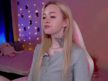 NaughtyMable  live sex cam