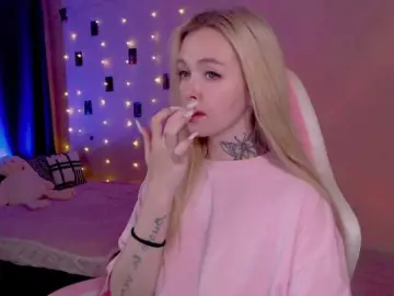 NaughtyMable  live sex cam