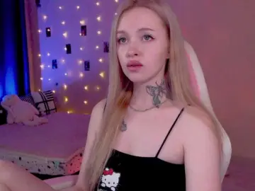 NaughtyMable  live sex cam