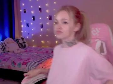 NaughtyMable  live sex cam