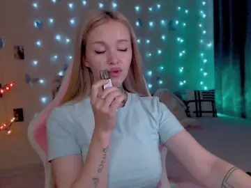 NaughtyMable  live sex cam