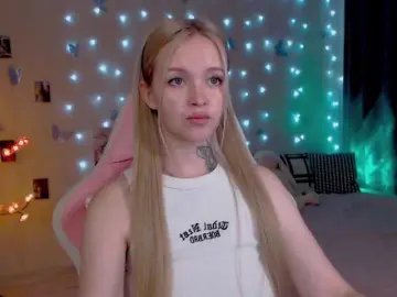 NaughtyMable  live sex cam