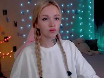 NaughtyMable  live sex cam