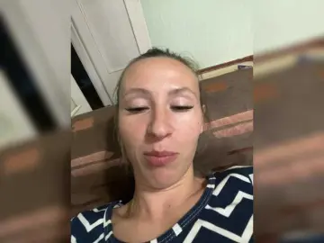 Saveta  live sex cam