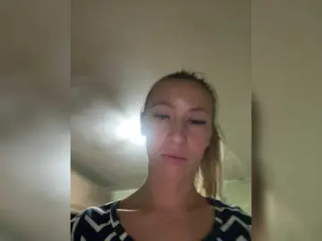 Saveta  live sex cam