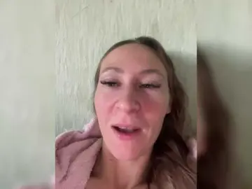 Saveta  live sex cam