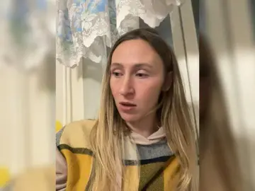 Saveta  live sex cam