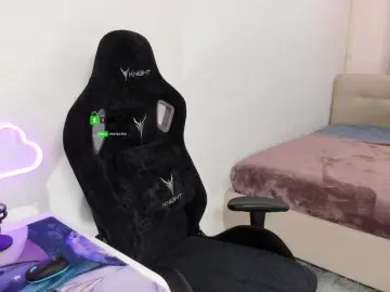 Sky-QueenI  live sex cam