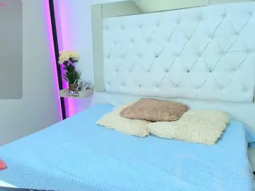 Lindacarterr  live sex cam