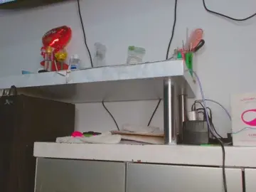 Meli-jones69  live sex cam