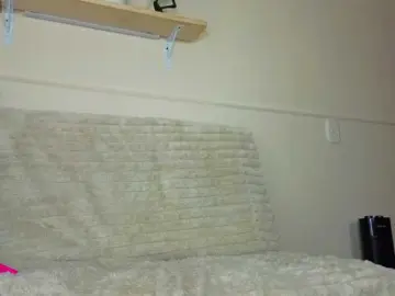 Sweetlhy  live sex cam