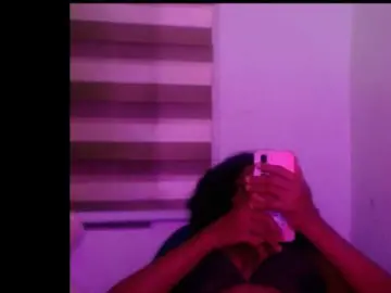 Hornyxbum  live sex cam