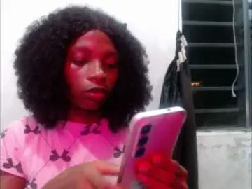 Hornyxbum  live sex cam