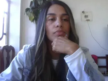 JuanaBrunette  live sex cam