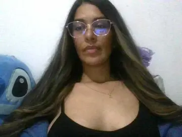 JuanaBrunette  live sex cam