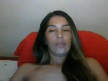 JuanaBrunette  live sex cam